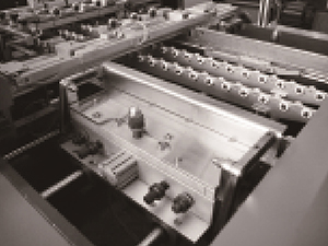 ماكينة تصنيع أغلافة ورق مقوى آلية QFM 460C/600C/1250C/1400C
